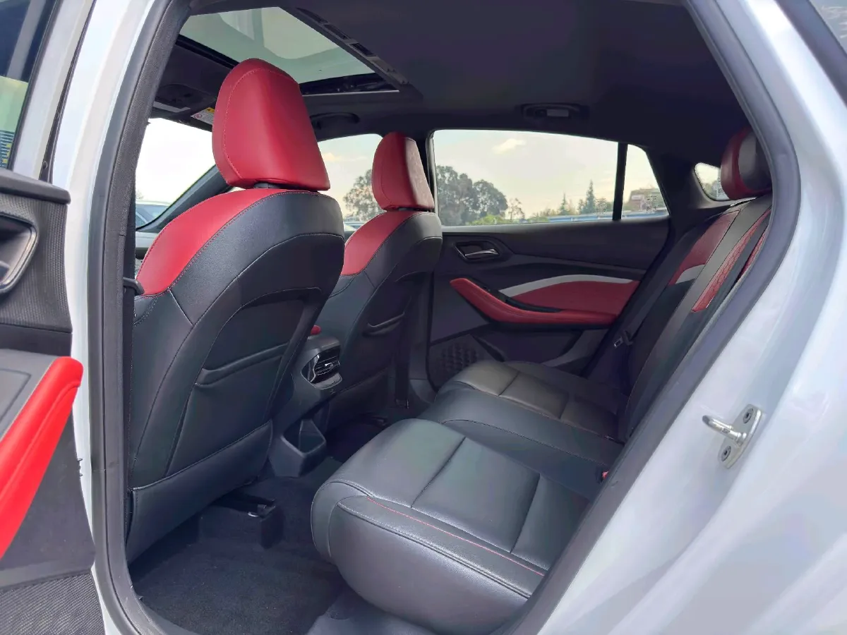 2022 MG 5 1.5T 173HP L4 7DCT,autocango,china used car exporter,china ev exporter,chinese used car exporter,chinese used ev exporter