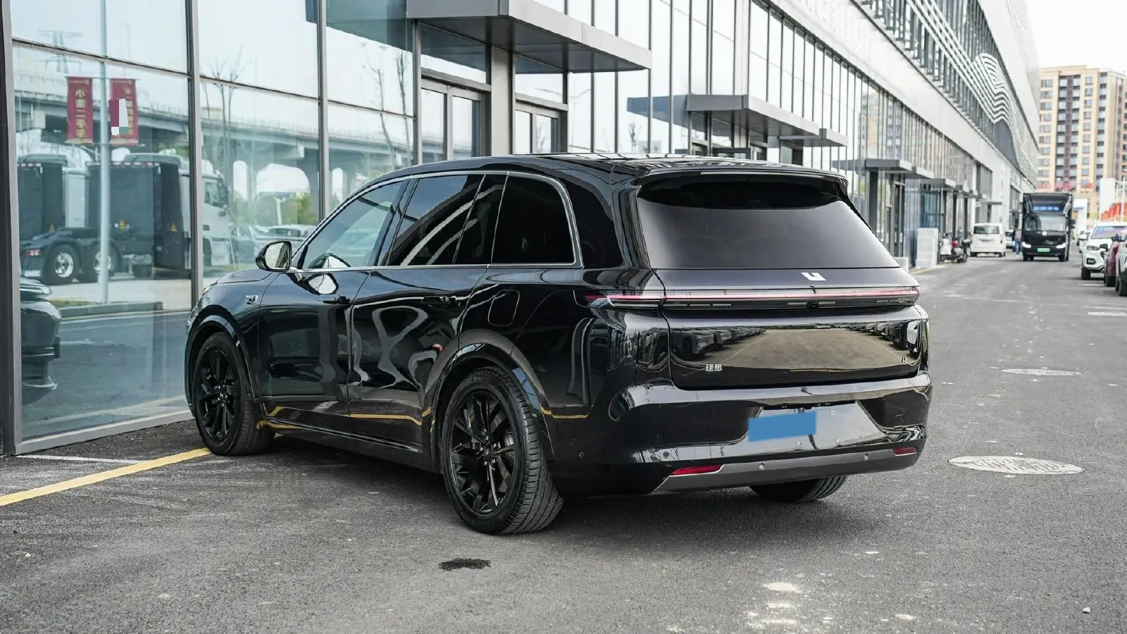 2023 Li L8 Range Extended 154HP REEV 40.9KWH,autocango,china used car exporter,china ev exporter,chinese used car exporter,chinese used ev exporter