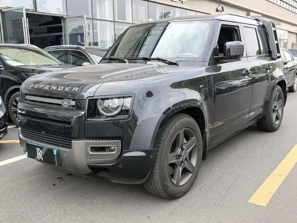 2024 Land Rover Defender 3.0T 400HP L6 8AT,autocango,china used car exporter,china ev exporter,chinese used car exporter,chinese used ev exporter