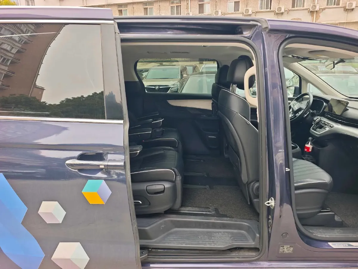 2022 Roewe iMAX8 2.0T 234HP L4 8AT,autocango,china used car exporter,china ev exporter,chinese used car exporter,chinese used ev exporter