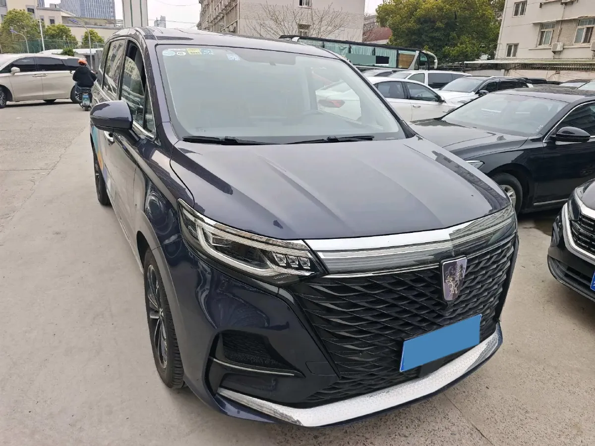 2022 Roewe iMAX8 2.0T 234HP L4 8AT,autocango,china used car exporter,china ev exporter,chinese used car exporter,chinese used ev exporter