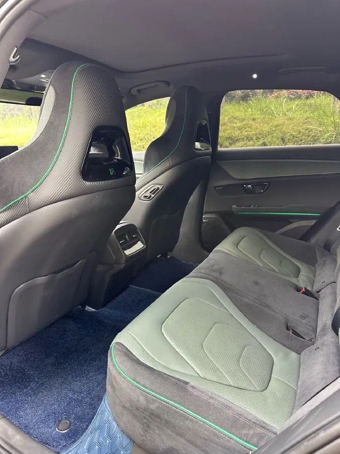 2022 Toyota Highlander 2.5L 192HP L4 E-CVT Hybrid,autocango,china used car exporter,china ev exporter,chinese used car exporter,chinese used ev exporter