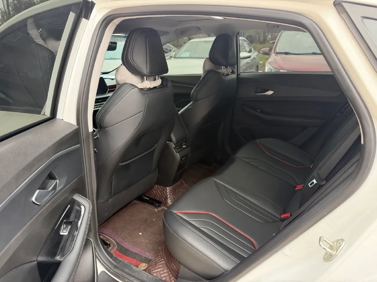 2024 Geely Binray 1.5T 181HP L4 7DCT,autocango,china used car exporter,china ev exporter,chinese used car exporter,chinese used ev exporter