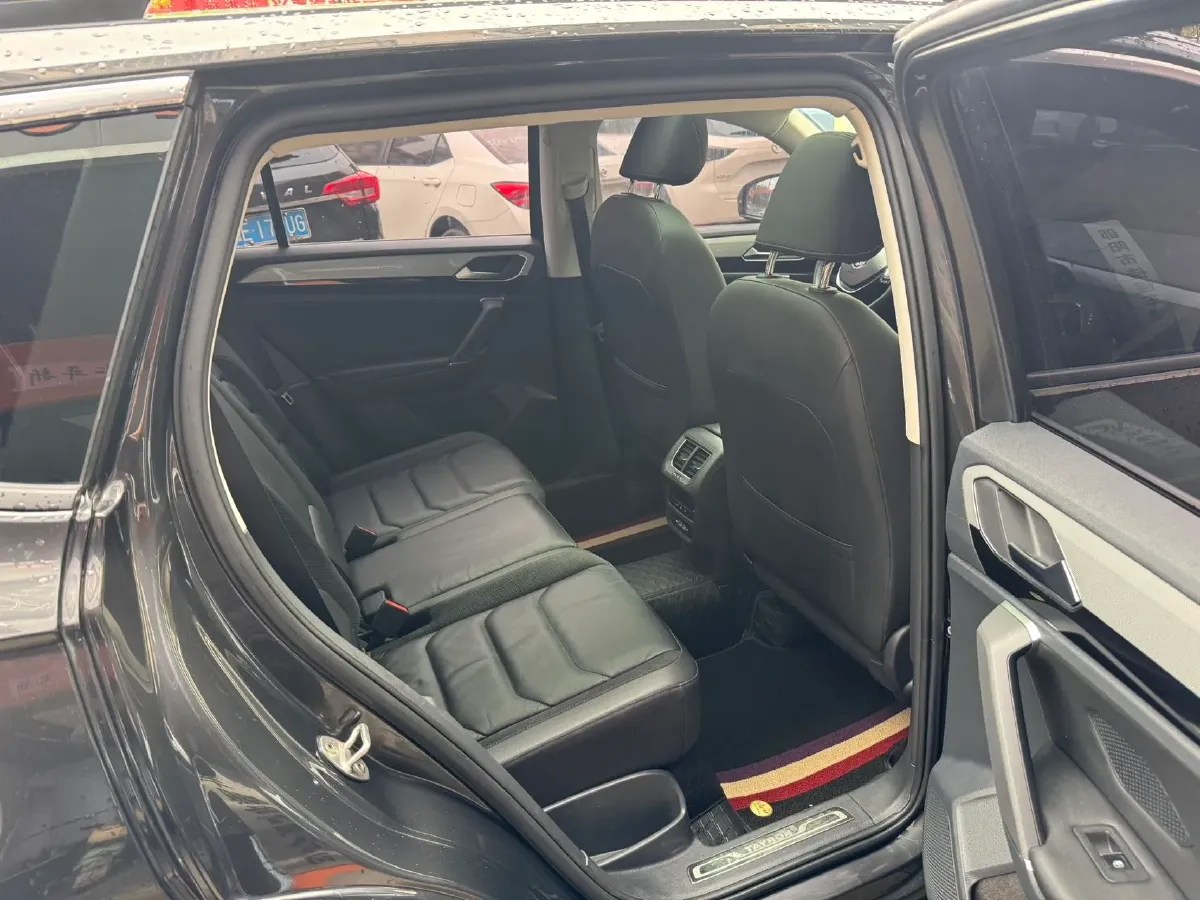 2020 Volkswagen Tayron 2.0T 186HP L4 7DCT,autocango,china used car exporter,china ev exporter,chinese used car exporter,chinese used ev exporter