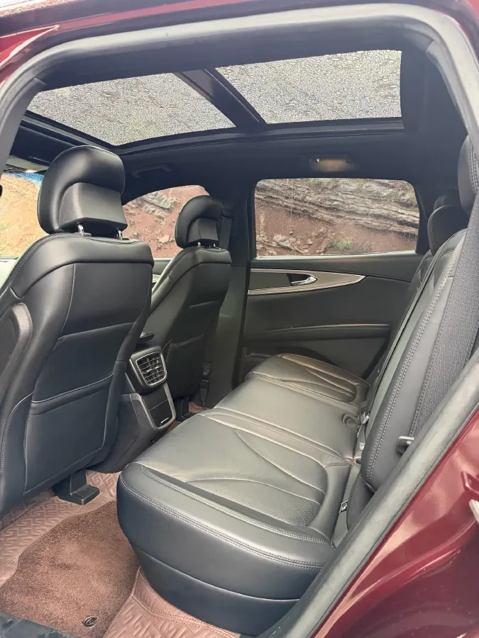 2019 Lincoln Nautilus 2.0T 235HP L4 8AT,autocango,china used car exporter,china ev exporter,chinese used car exporter,chinese used ev exporter