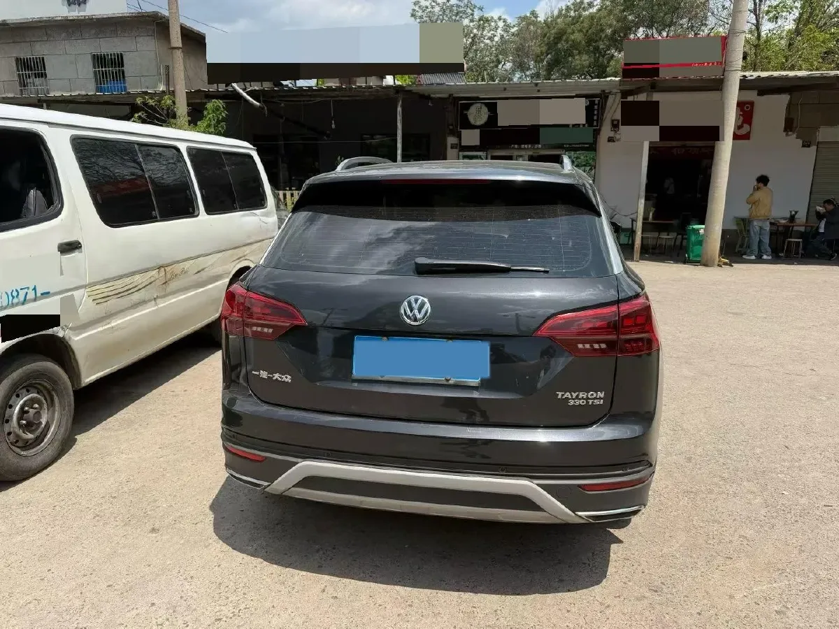 2019 MINI CLUBMAN 1.5T 102HP L3 6AT,autocango,china used car exporter,china ev exporter,chinese used car exporter,chinese used ev exporter