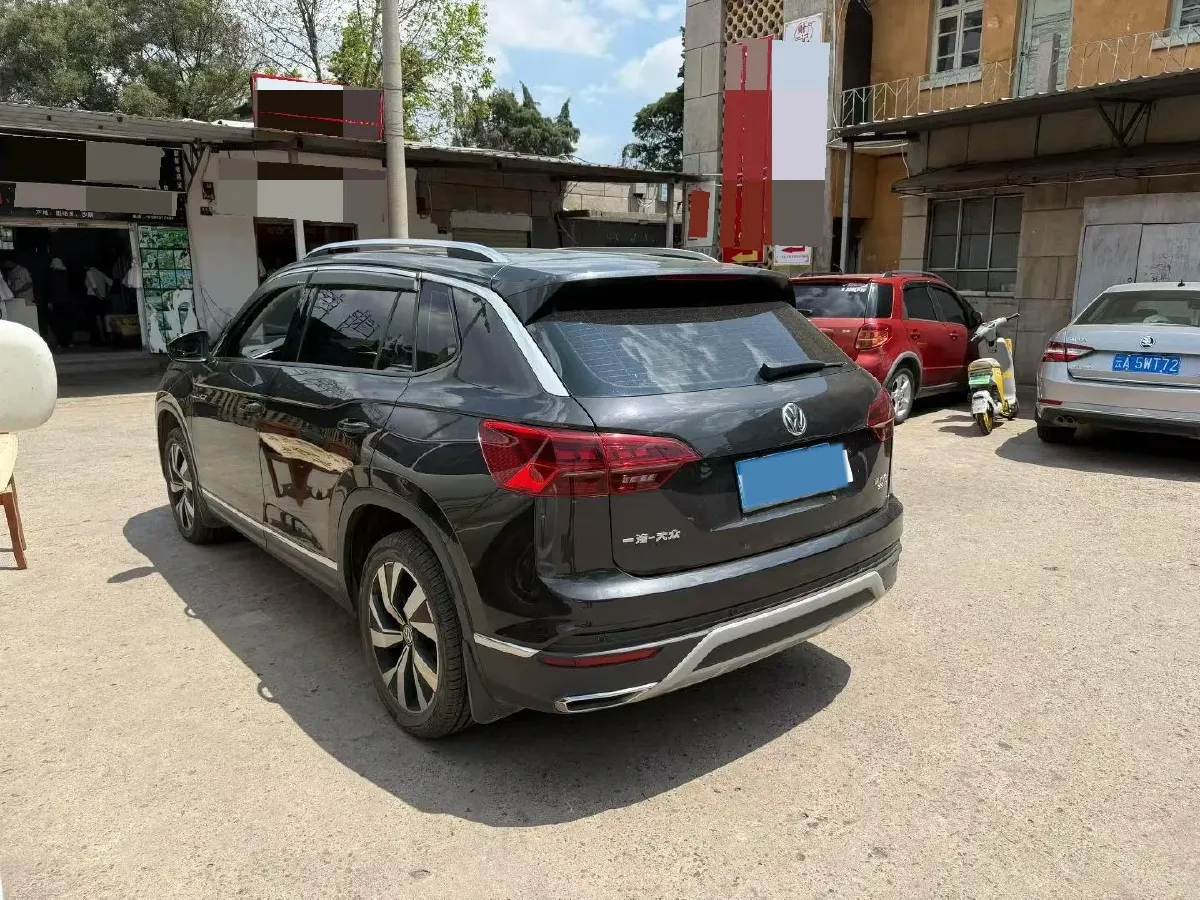 2019 MINI CLUBMAN 1.5T 102HP L3 6AT,autocango,china used car exporter,china ev exporter,chinese used car exporter,chinese used ev exporter