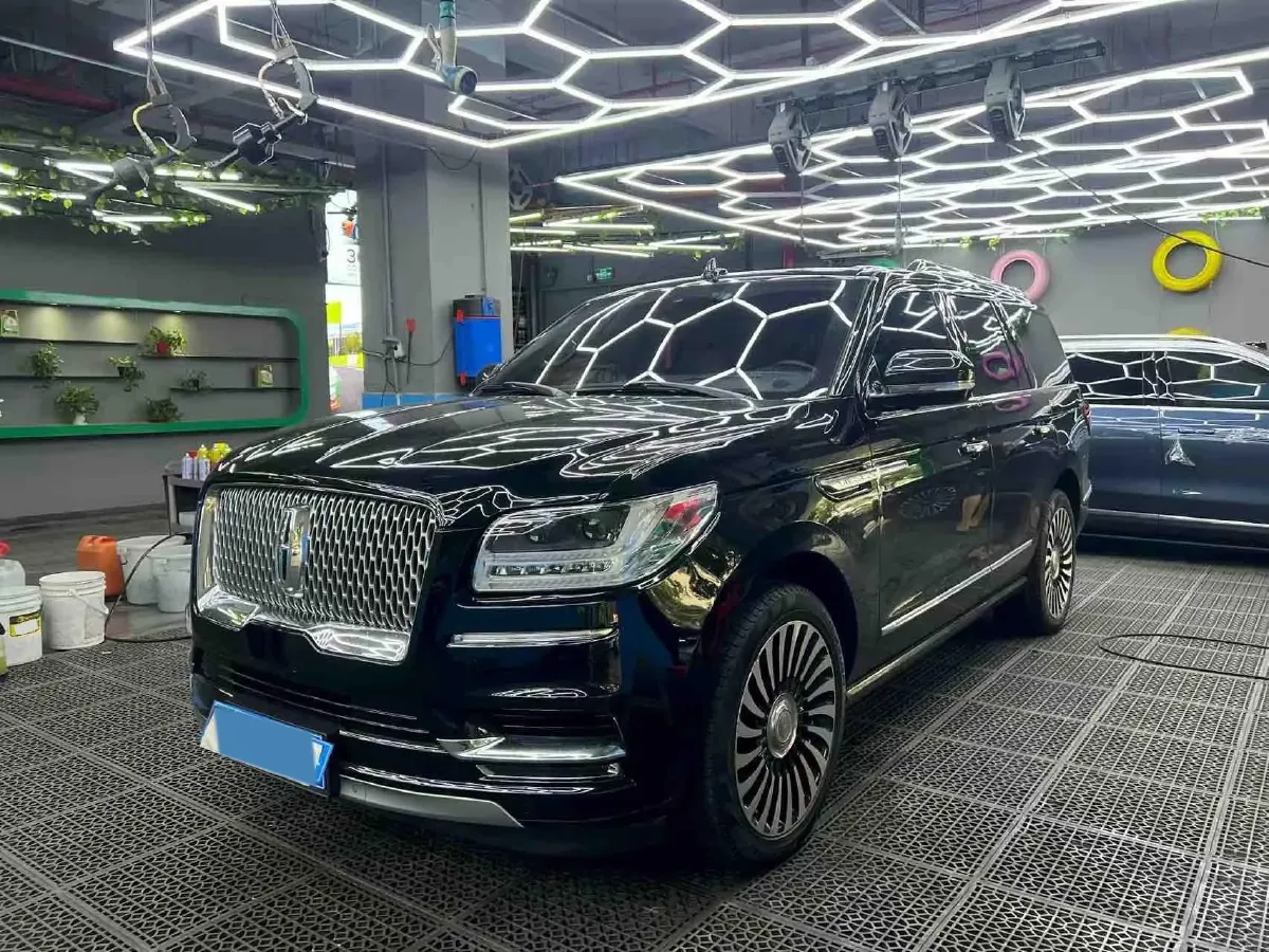2018 Lincoln Navigator 3.5T 415HP V6 10AT,autocango,china used car exporter,china ev exporter,chinese used car exporter,chinese used ev exporter