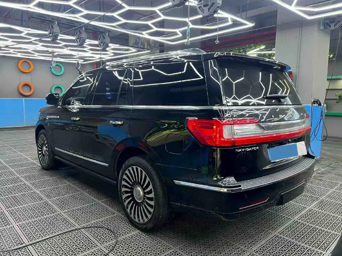 2018 Lincoln Navigator 3.5T 415HP V6 10AT,autocango,china used car exporter,china ev exporter,chinese used car exporter,chinese used ev exporter