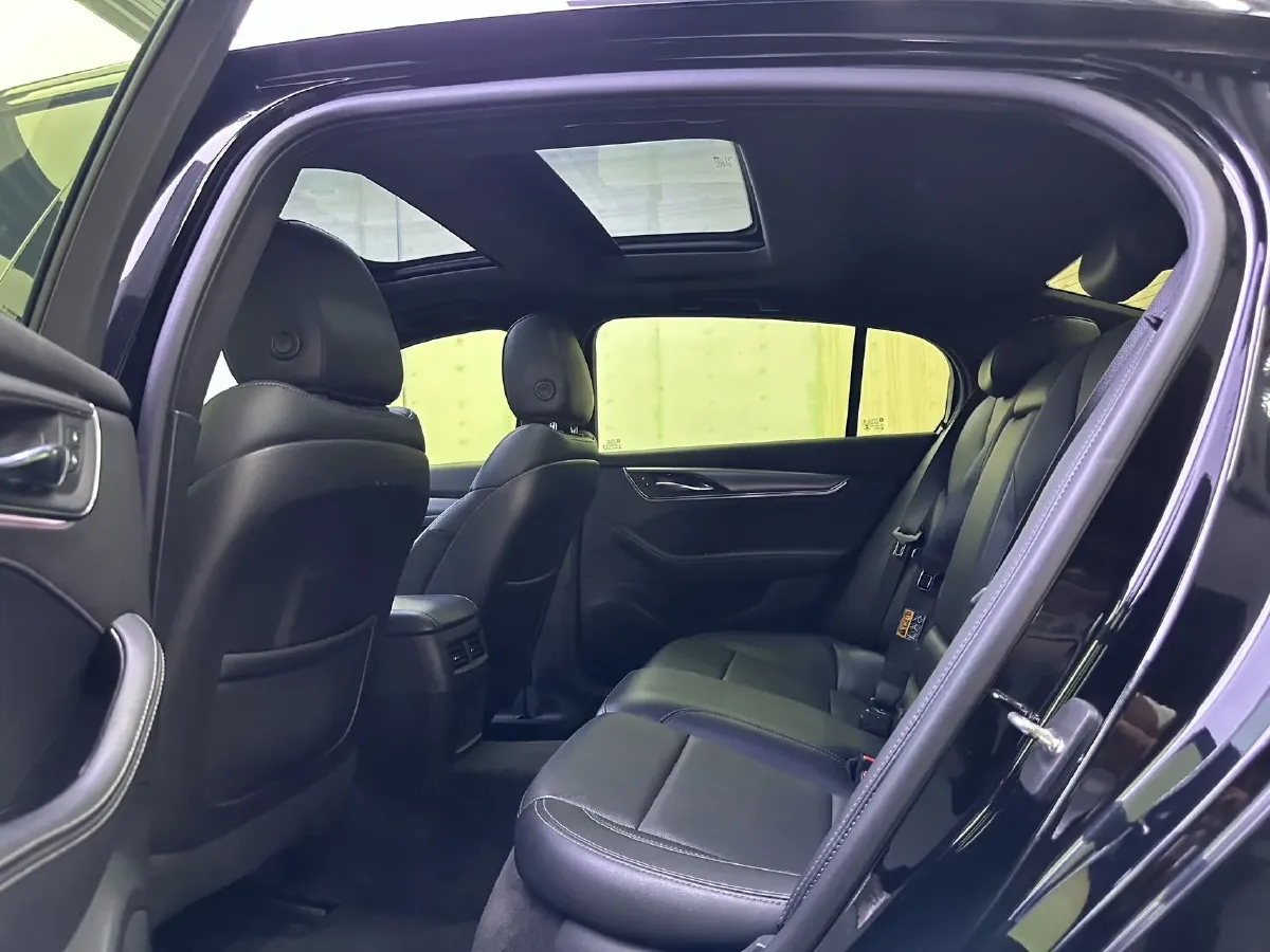 2022 Cadillac CT5 2.0T 237HP L4 10AT,autocango,china used car exporter,china ev exporter,chinese used car exporter,chinese used ev exporter