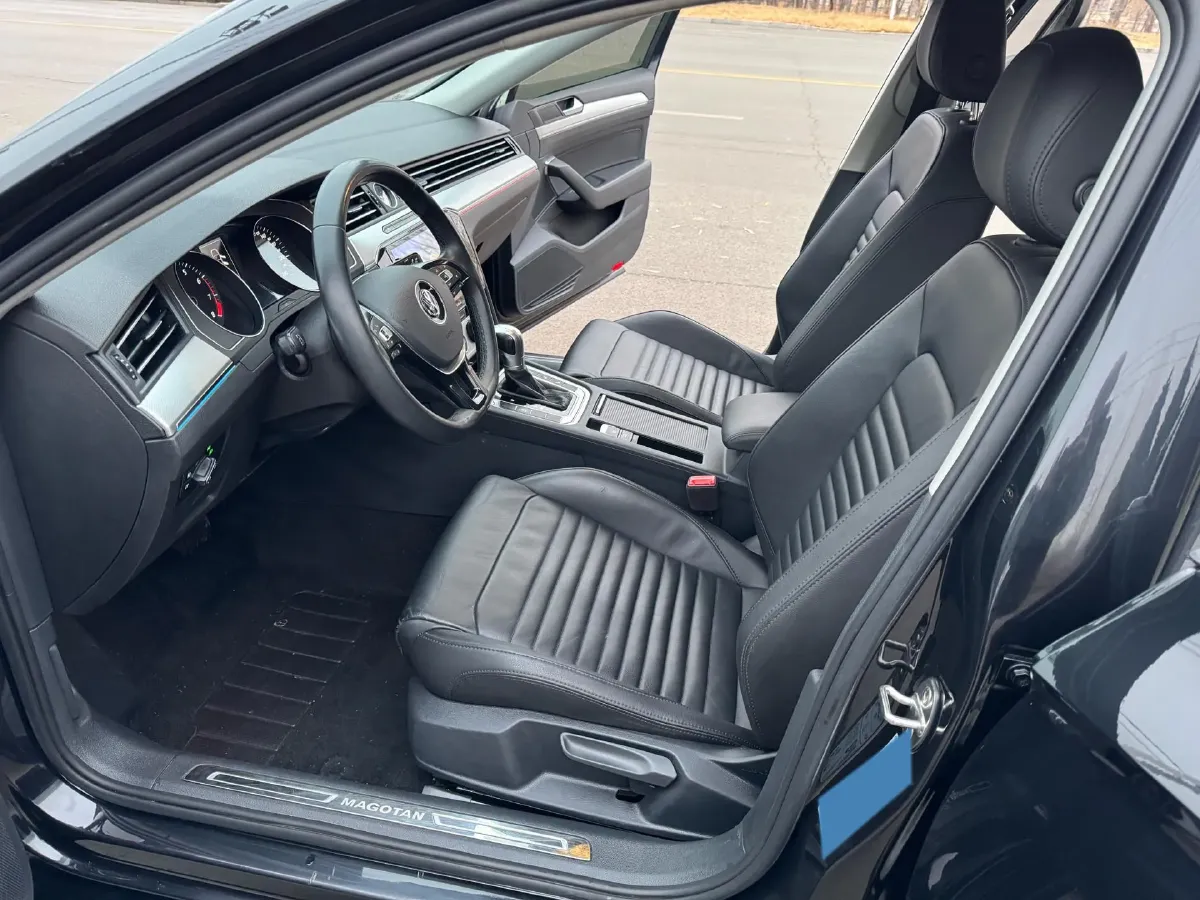 2019 Citroen C6 1.6T 170HP L4 6AT,autocango,china used car exporter,china ev exporter,chinese used car exporter,chinese used ev exporter