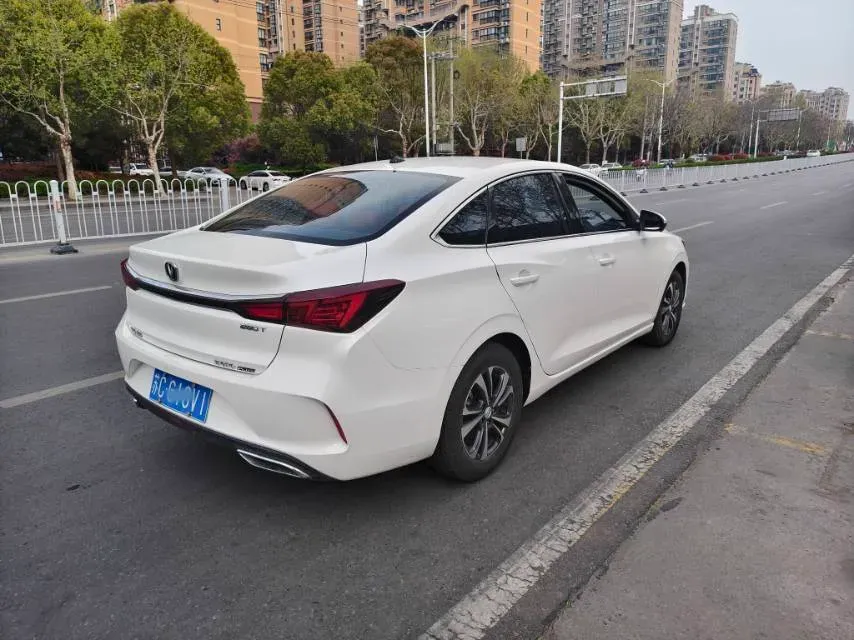 2022 ChangAn Eado 1.4T 160HP L4 7DCT,autocango,china used car exporter,china ev exporter,chinese used car exporter,chinese used ev exporter