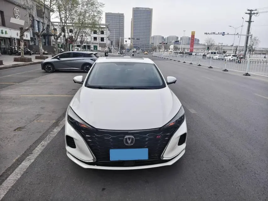 2022 ChangAn Eado 1.4T 160HP L4 7DCT,autocango,china used car exporter,china ev exporter,chinese used car exporter,chinese used ev exporter