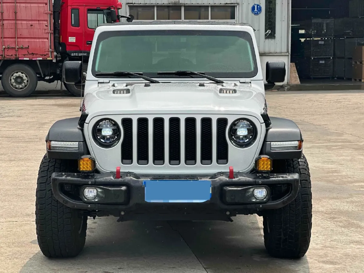 2021 Jeep Wrangler 2.0T 266HP L4 8AT,autocango,china used car exporter,china ev exporter,chinese used car exporter,chinese used ev exporter