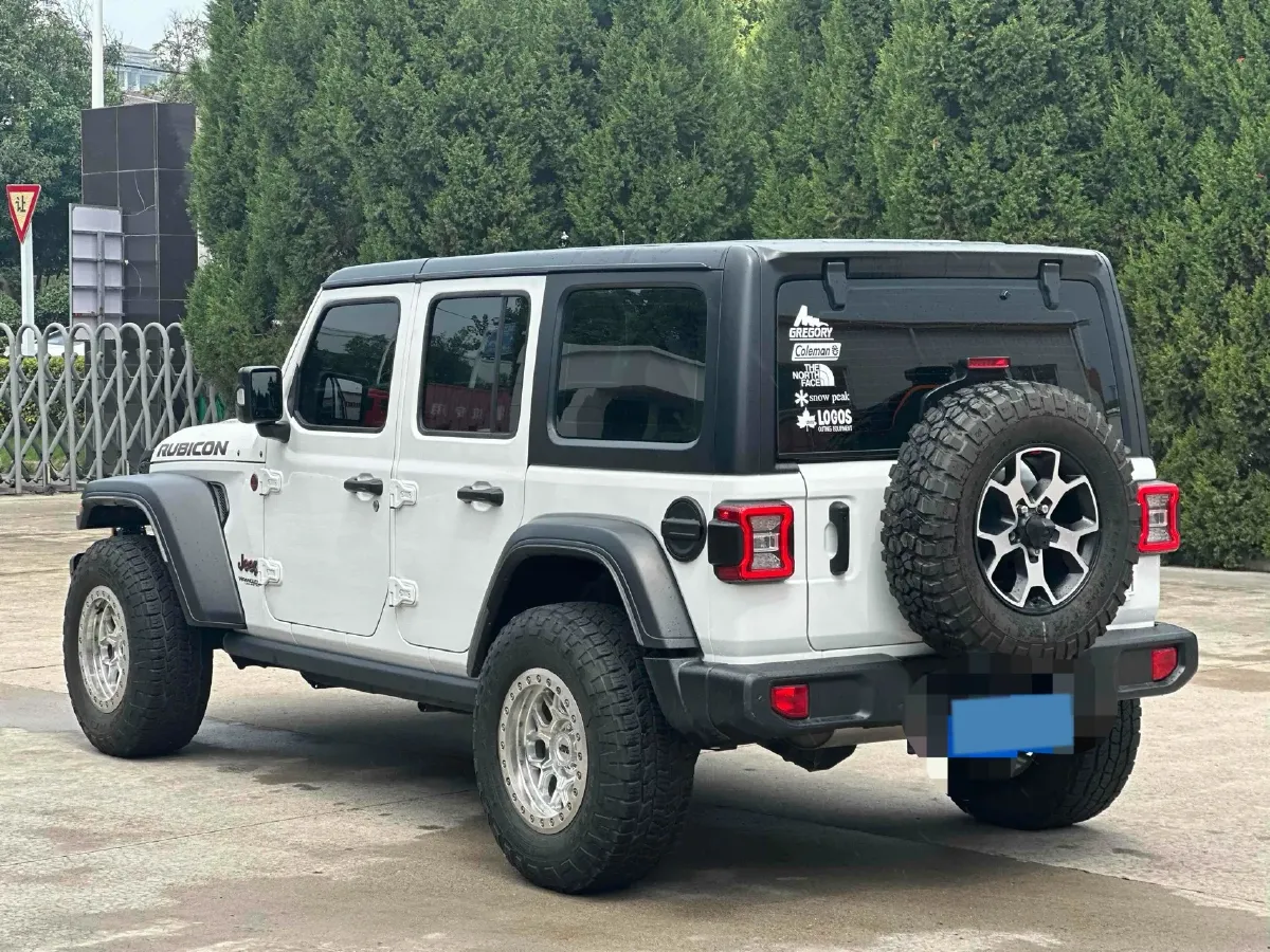 2021 Jeep Wrangler 2.0T 266HP L4 8AT,autocango,china used car exporter,china ev exporter,chinese used car exporter,chinese used ev exporter