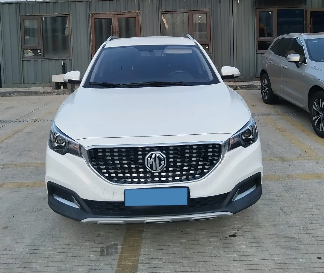 2020 MG ZS 1.5L 120HP L4 5MT,autocango,china used car exporter,china ev exporter,chinese used car exporter,chinese used ev exporter