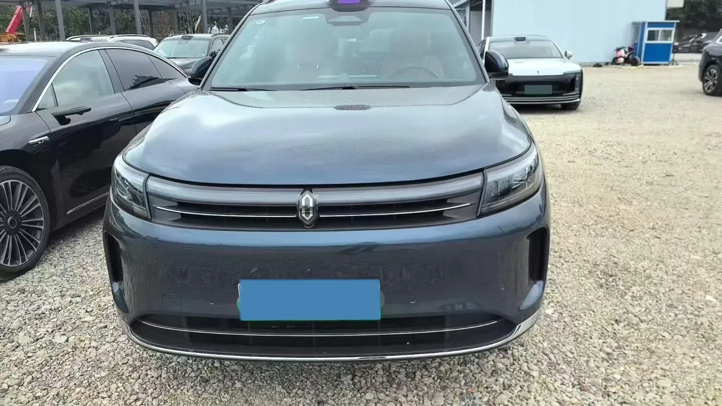 2024 AITO AITO M7 1.5T 152HP L4 REEV 42KWH,autocango,china used car exporter,china ev exporter,chinese used car exporter,chinese used ev exporter