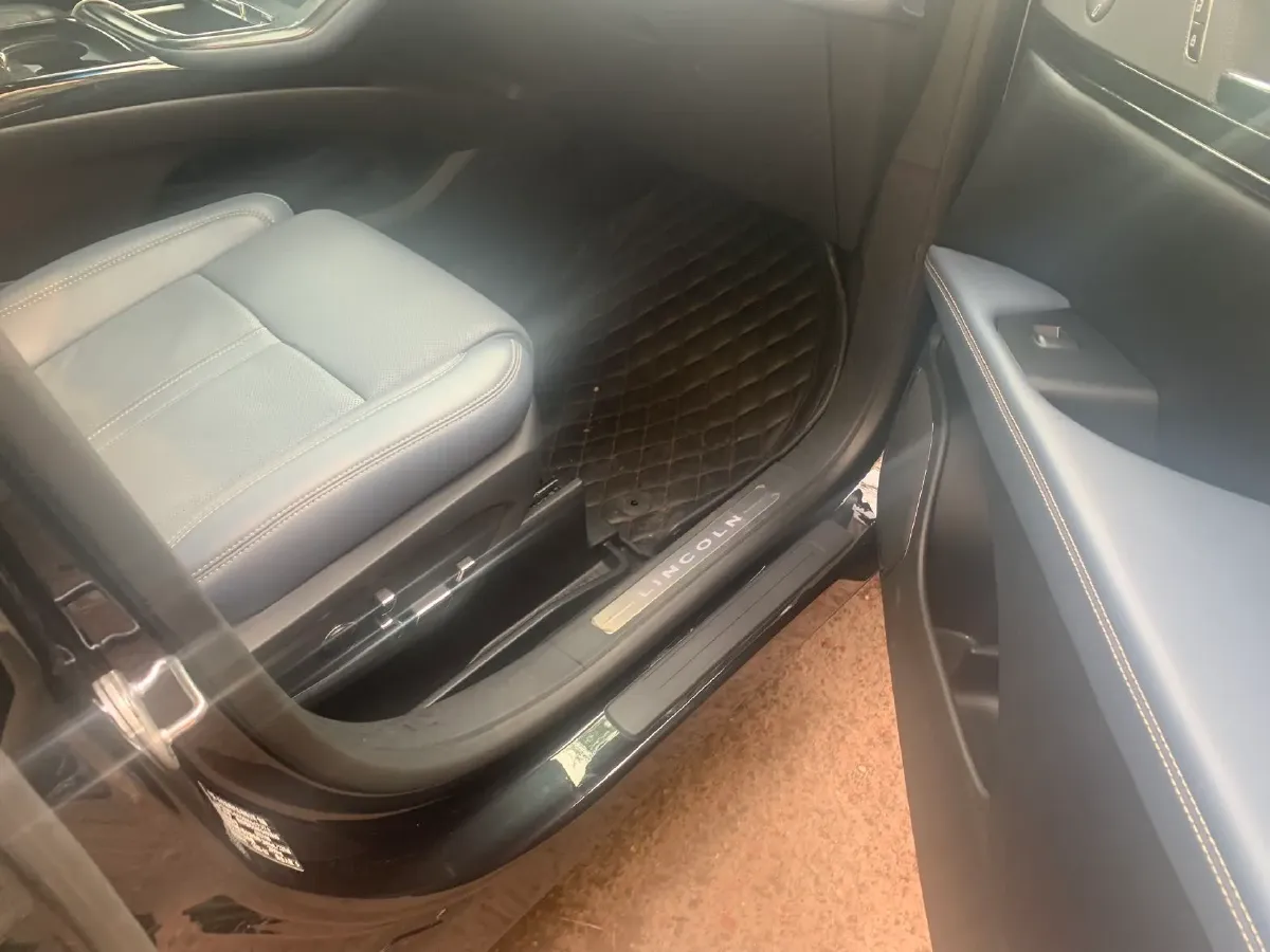 2021 Lincoln Nautilus 2.0T 245HP L4 8AT,autocango,china used car exporter,china ev exporter,chinese used car exporter,chinese used ev exporter