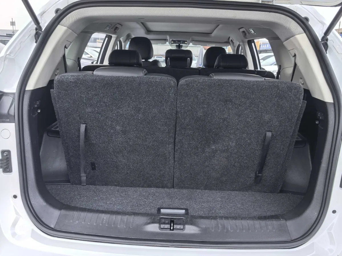 2021 Jetour X70 Plus 1.5T 156HP L4 6MT,autocango,china used car exporter,china ev exporter,chinese used car exporter,chinese used ev exporter