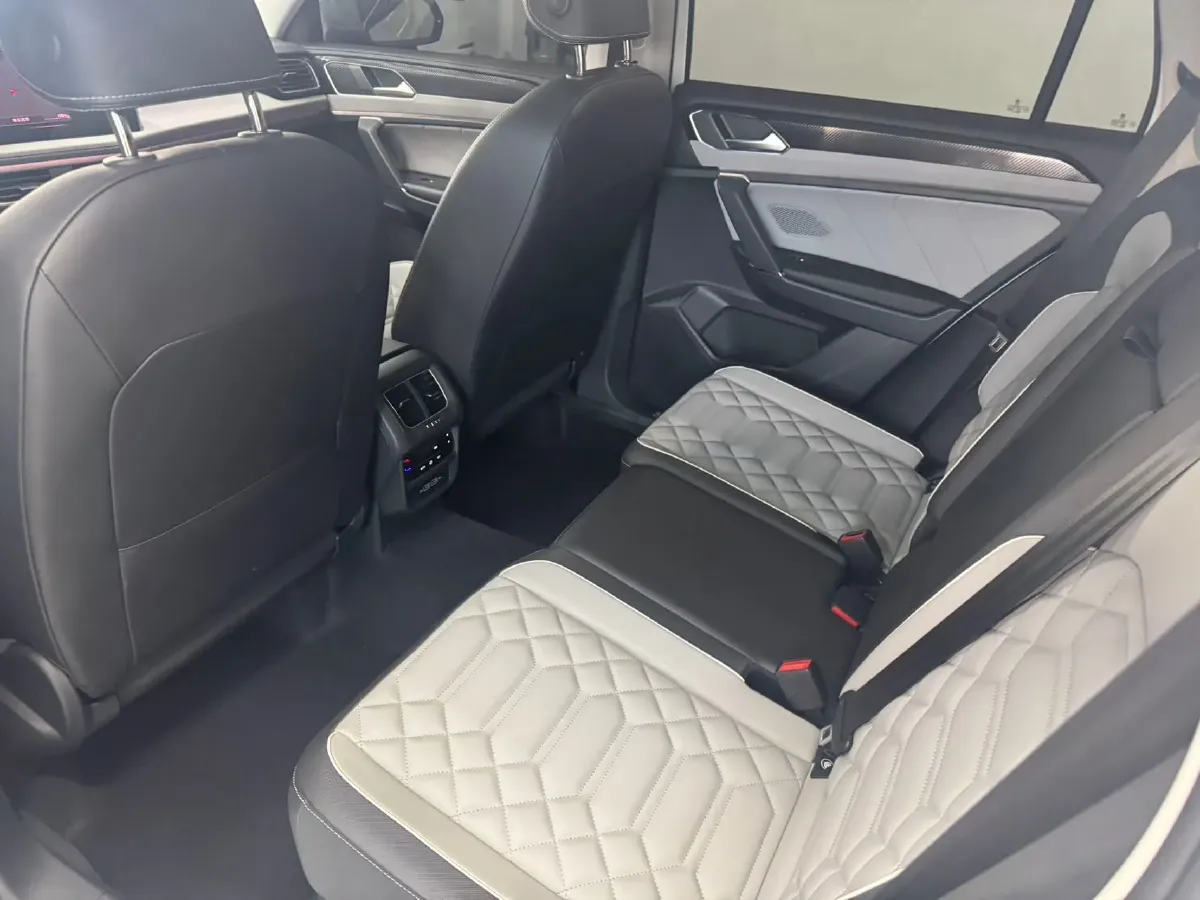 2023 Volkswagen Tayron 1.4T 150HP L4 7DCT,autocango,china used car exporter,china ev exporter,chinese used car exporter,chinese used ev exporter