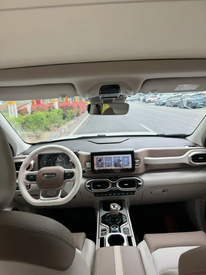 2020 Geely ICON 1.5T 177HP L3 7DCT,autocango,china used car exporter,china ev exporter,chinese used car exporter,chinese used ev exporter