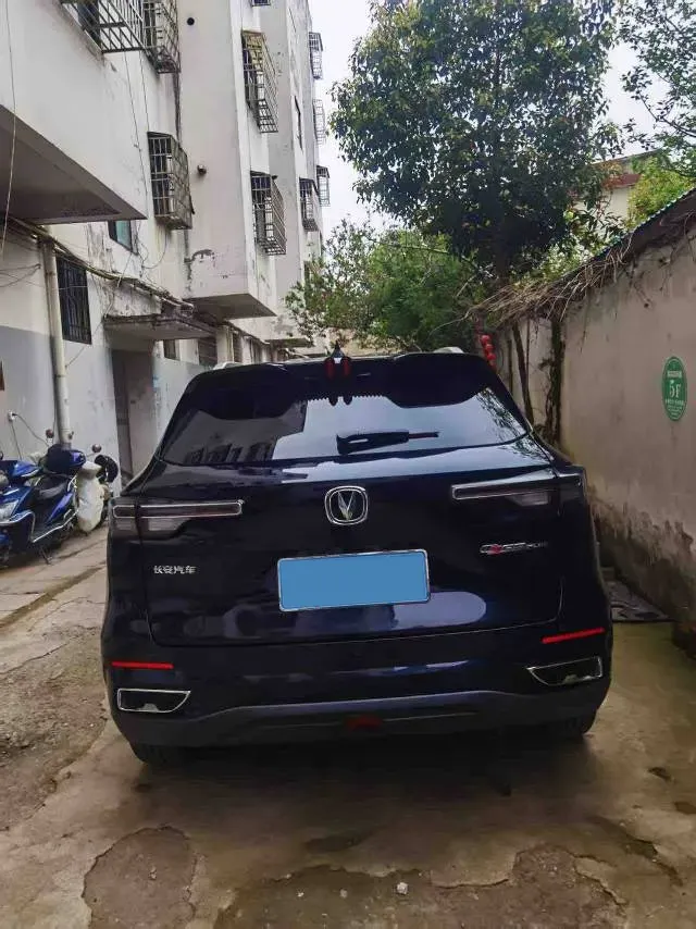2022 ChangAn CS55 Plus 1.5T 180HP L4 7DCT,autocango,china used car exporter,china ev exporter,chinese used car exporter,chinese used ev exporter
