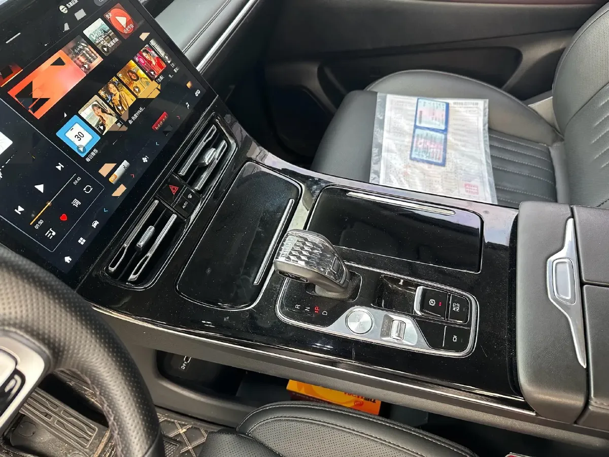 2024 GAC Trumpchi M8 2.0T 252HP L4 8AT,autocango,china used car exporter,china ev exporter,chinese used car exporter,chinese used ev exporter