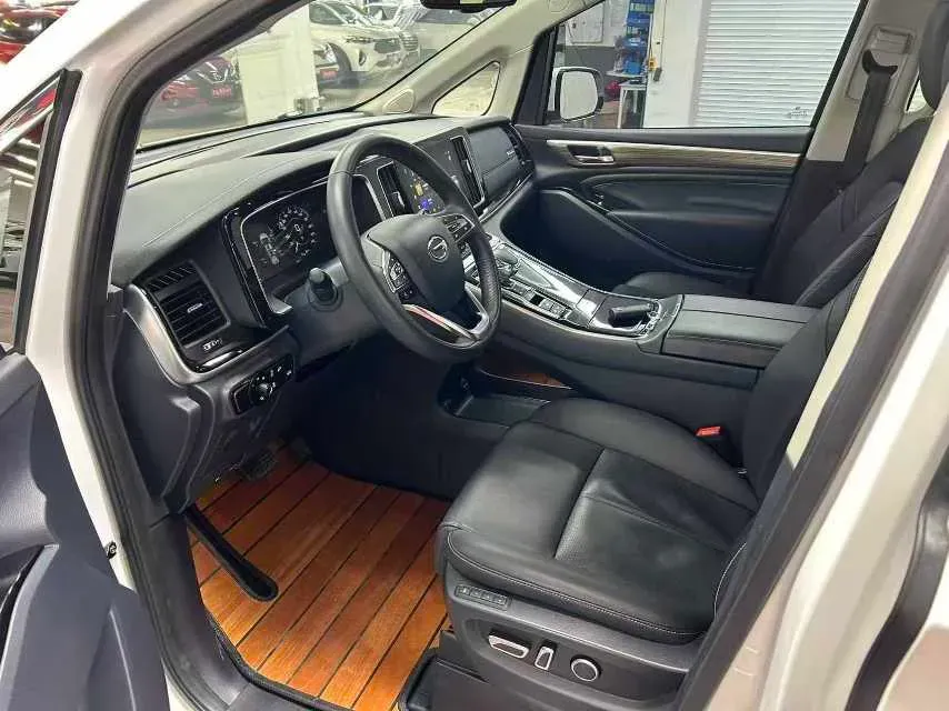 2021 GAC Trumpchi M8 2.0T 252HP L4 8AT,autocango,china used car exporter,china ev exporter,chinese used car exporter,chinese used ev exporter