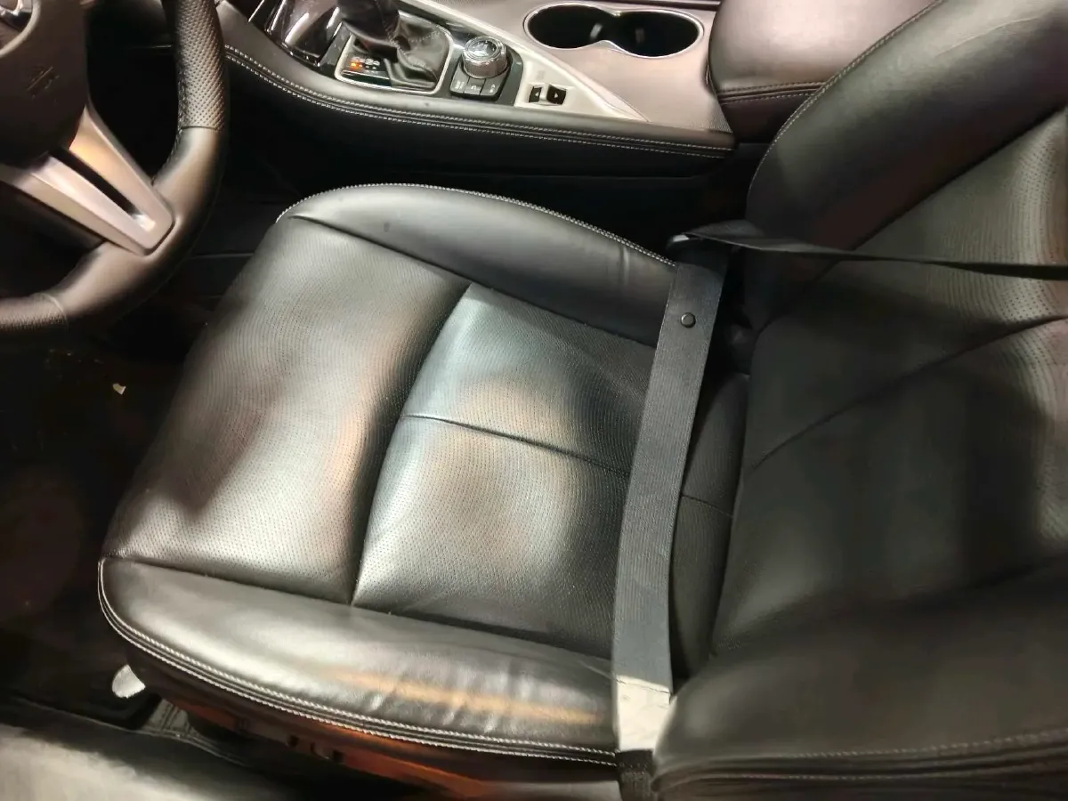 2018 Jeep Grand Commander 2.0T 265HP L4 9AT,autocango,china used car exporter,china ev exporter,chinese used car exporter,chinese used ev exporter