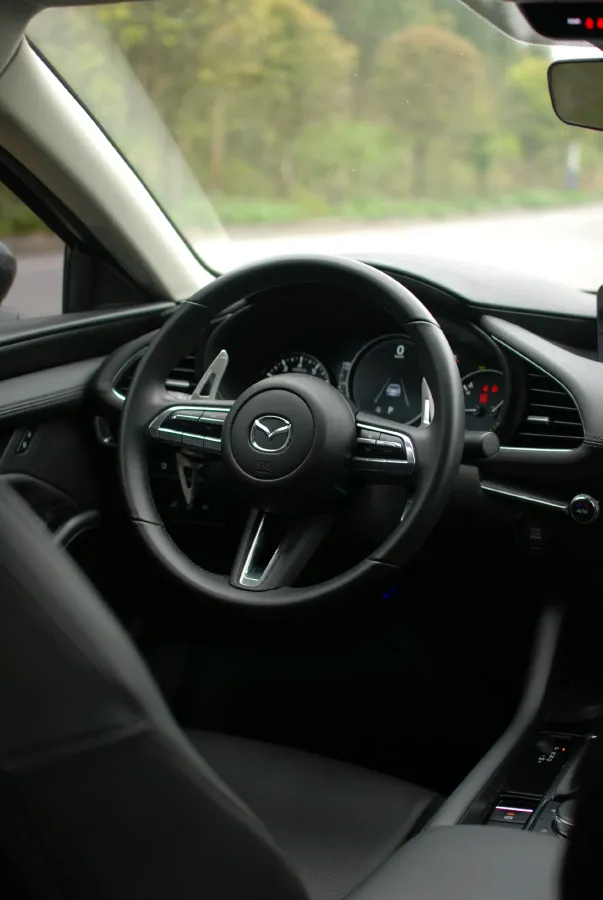 2023 Mazda 3 Axela 2.0L 158HP L4 6AT,autocango,china used car exporter,china ev exporter,chinese used car exporter,chinese used ev exporter