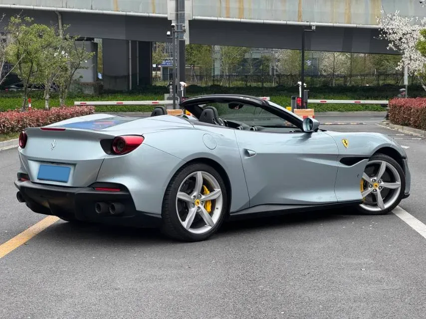 2021 Ferrari Portofino 3.9T 620HP V8 8DCT,autocango,china used car exporter,china ev exporter,chinese used car exporter,chinese used ev exporter