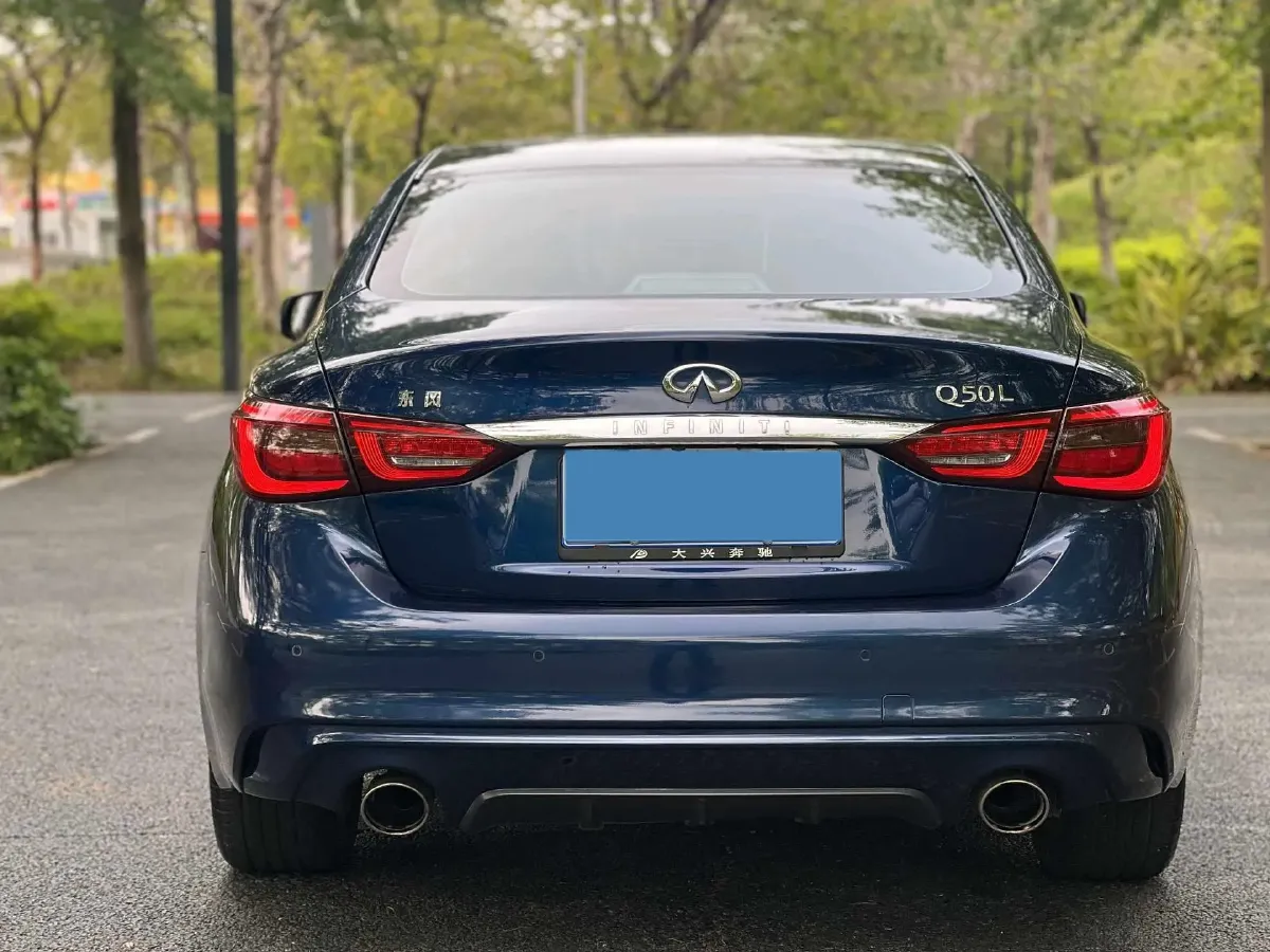 2018 Jeep Grand Commander 2.0T 265HP L4 9AT,autocango,china used car exporter,china ev exporter,chinese used car exporter,chinese used ev exporter