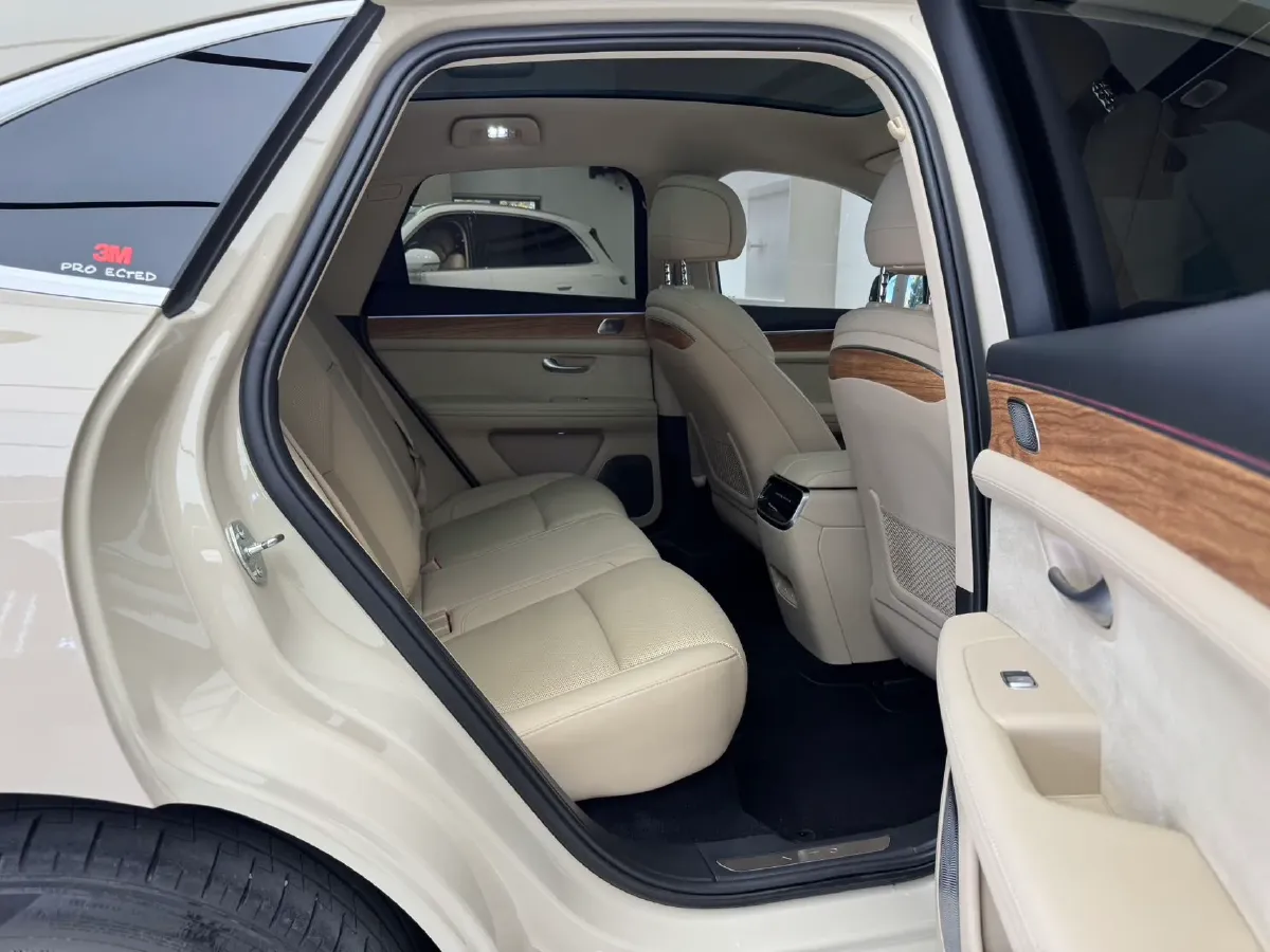 2022 Lincoln Corsair 2.0T 245HP L4 8AT,autocango,china used car exporter,china ev exporter,chinese used car exporter,chinese used ev exporter