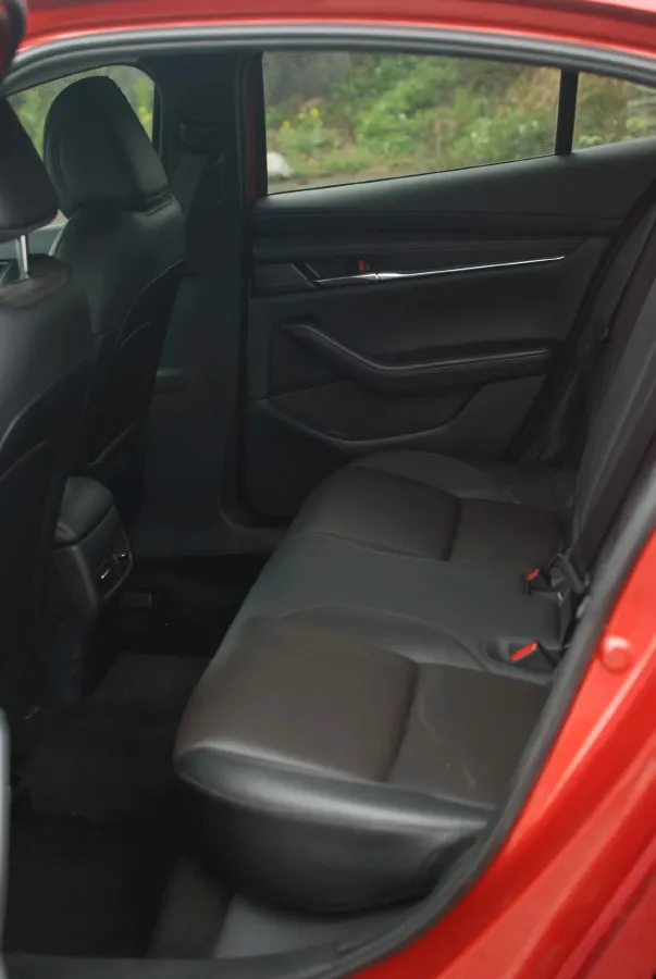 2021 Mazda 3 Axela 2.0L 158HP L4 6AT,autocango,china used car exporter,china ev exporter,chinese used car exporter,chinese used ev exporter