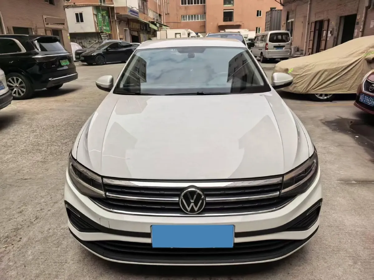 2024 Volkswagen Bora 1.2T 116HP L4 7DCT,autocango,china used car exporter,china ev exporter,chinese used car exporter,chinese used ev exporter