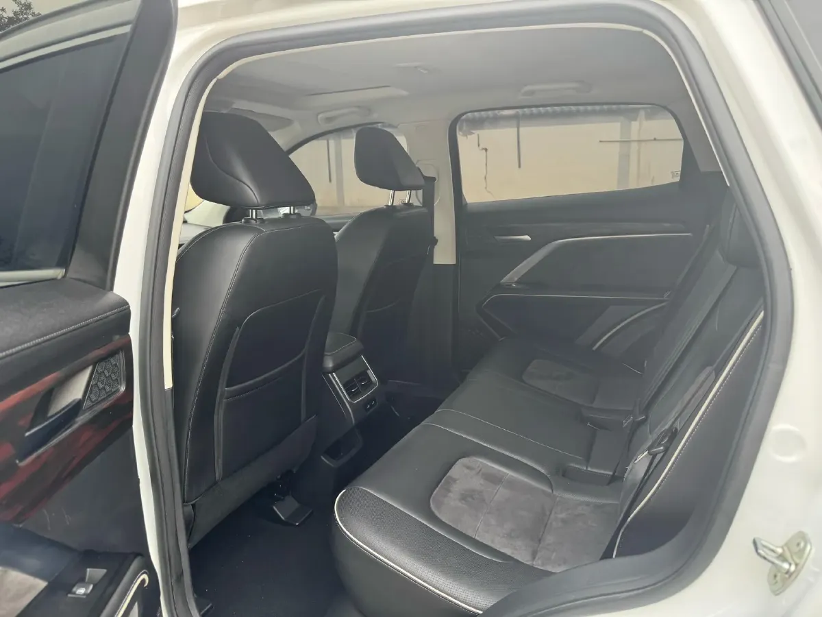 2023 Haval H6 1.5T 150HP L4 7DCT,autocango,china used car exporter,china ev exporter,chinese used car exporter,chinese used ev exporter