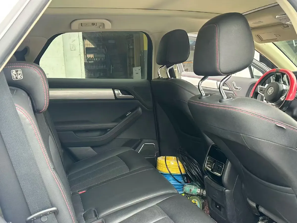 2020 DS 7 1.6T 180HP L4 8AT,autocango,china used car exporter,china ev exporter,chinese used car exporter,chinese used ev exporter