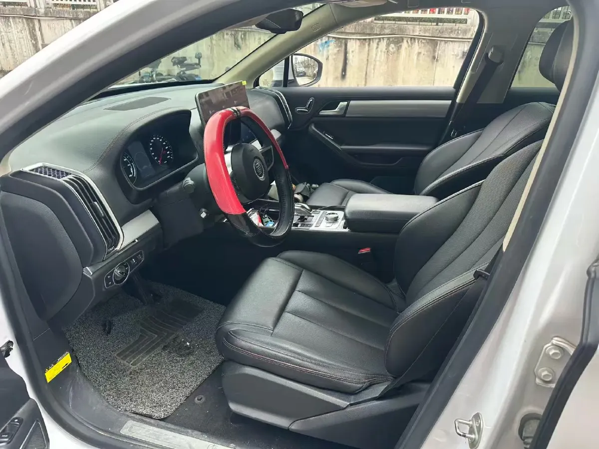 2020 DS 7 1.6T 180HP L4 8AT,autocango,china used car exporter,china ev exporter,chinese used car exporter,chinese used ev exporter