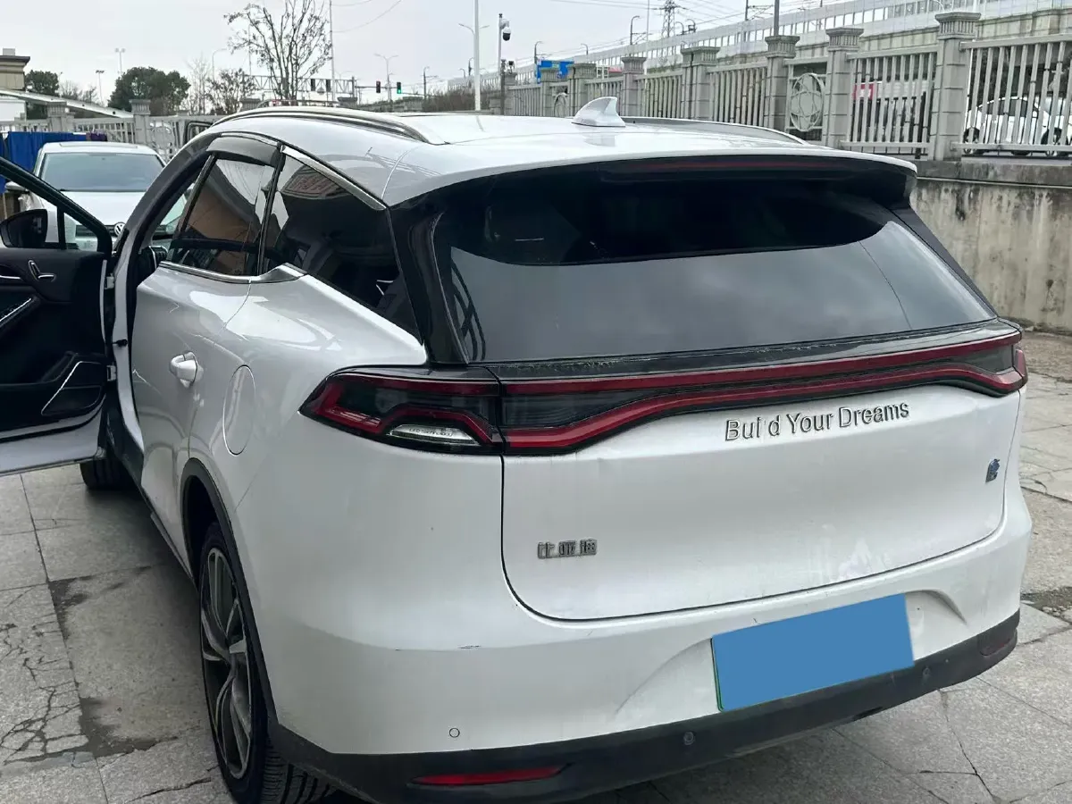 2020 DS 7 1.6T 180HP L4 8AT,autocango,china used car exporter,china ev exporter,chinese used car exporter,chinese used ev exporter