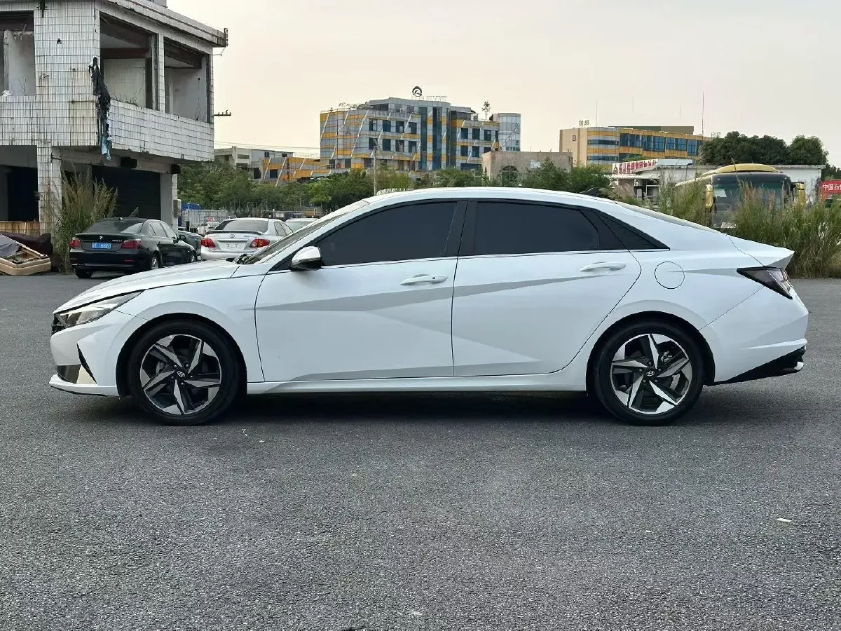 2022 Hyundai Elantra 1.5L 115HP L4 CVT,autocango,china used car exporter,china ev exporter,chinese used car exporter,chinese used ev exporter