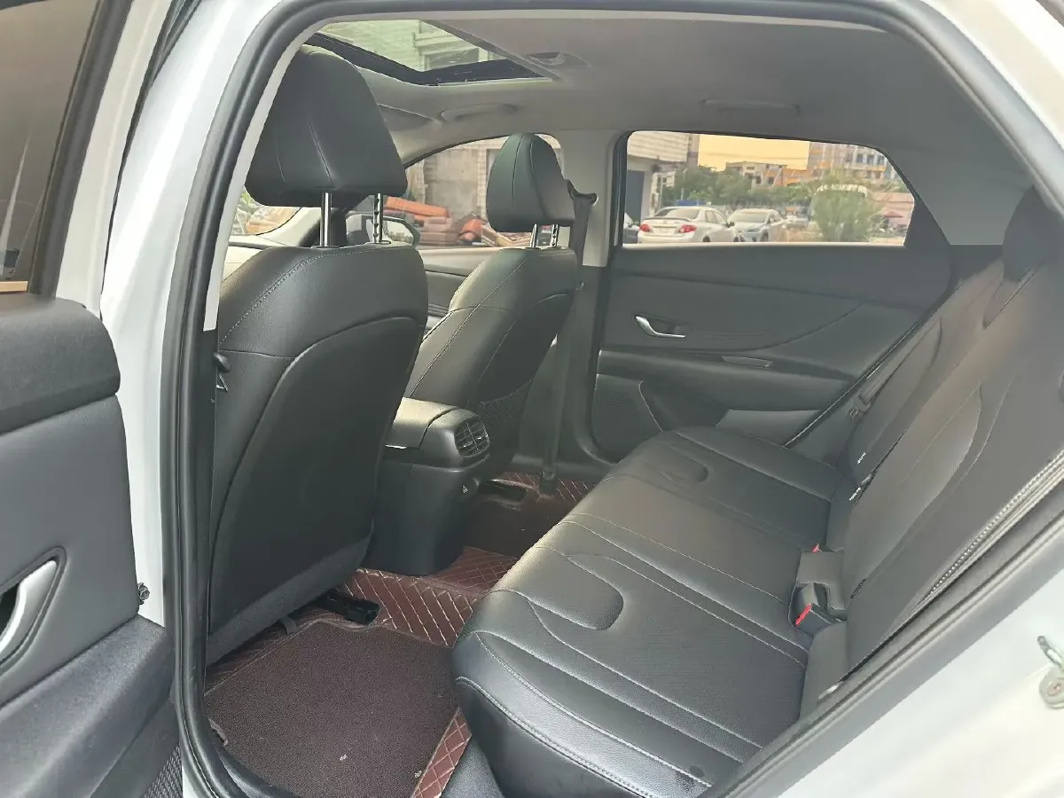 2022 Hyundai Elantra 1.5L 115HP L4 CVT,autocango,china used car exporter,china ev exporter,chinese used car exporter,chinese used ev exporter