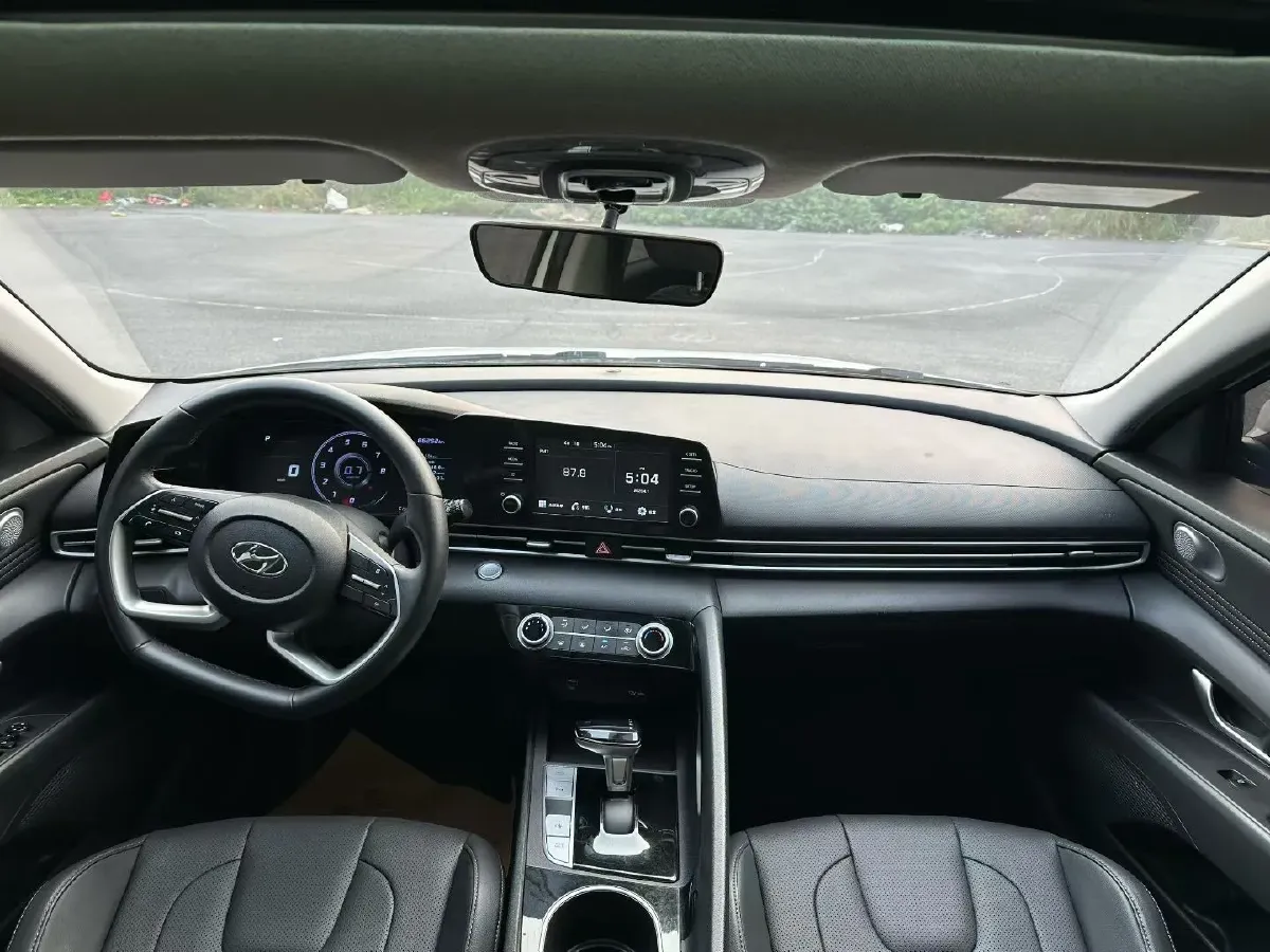 2022 Hyundai Elantra 1.5L 115HP L4 CVT,autocango,china used car exporter,china ev exporter,chinese used car exporter,chinese used ev exporter