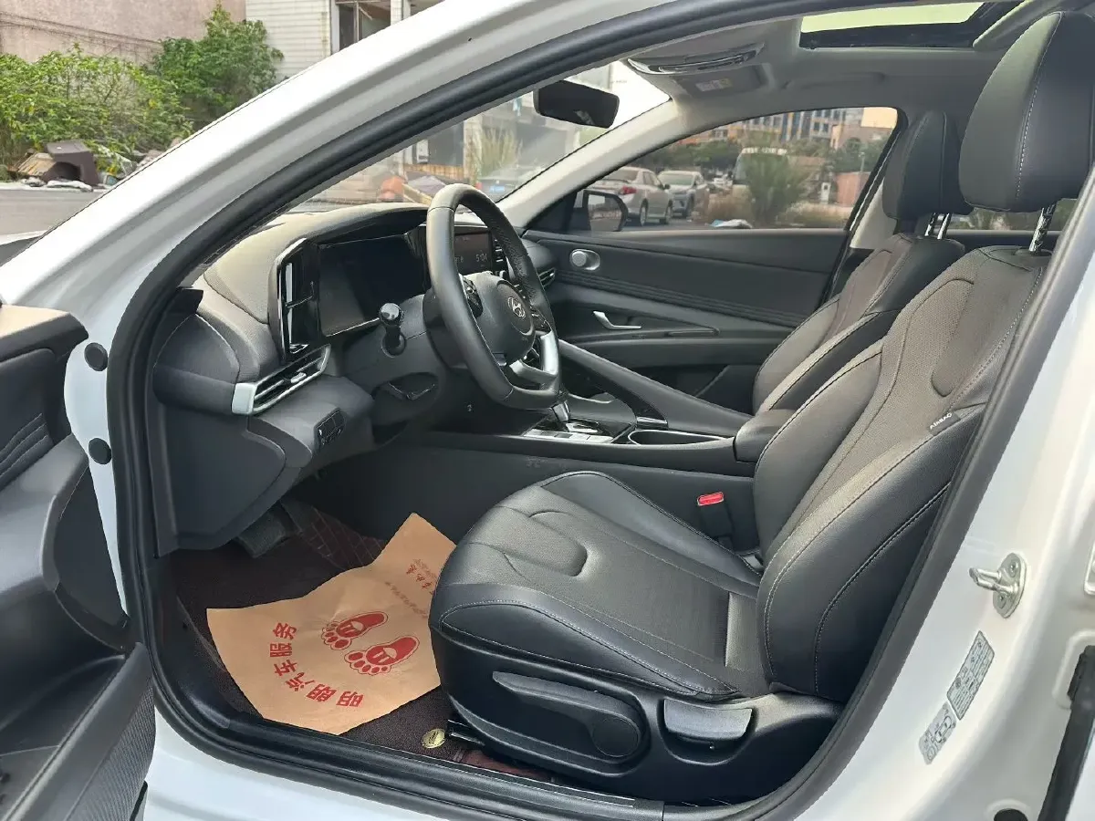 2022 Hyundai Elantra 1.5L 115HP L4 CVT,autocango,china used car exporter,china ev exporter,chinese used car exporter,chinese used ev exporter