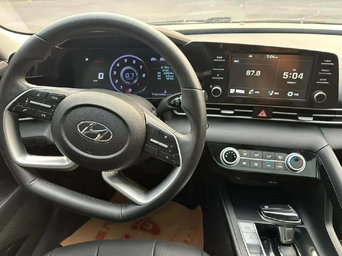 2022 Hyundai Elantra 1.5L 115HP L4 CVT,autocango,china used car exporter,china ev exporter,chinese used car exporter,chinese used ev exporter