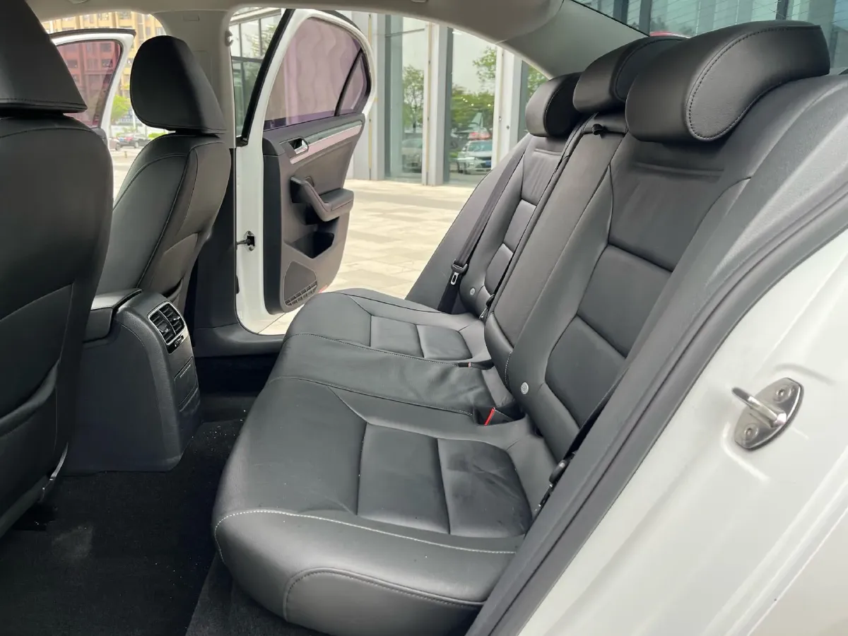 2018 Volkswagen Bora 1.4T 131HP L4 7DCT,autocango,china used car exporter,china ev exporter,chinese used car exporter,chinese used ev exporter