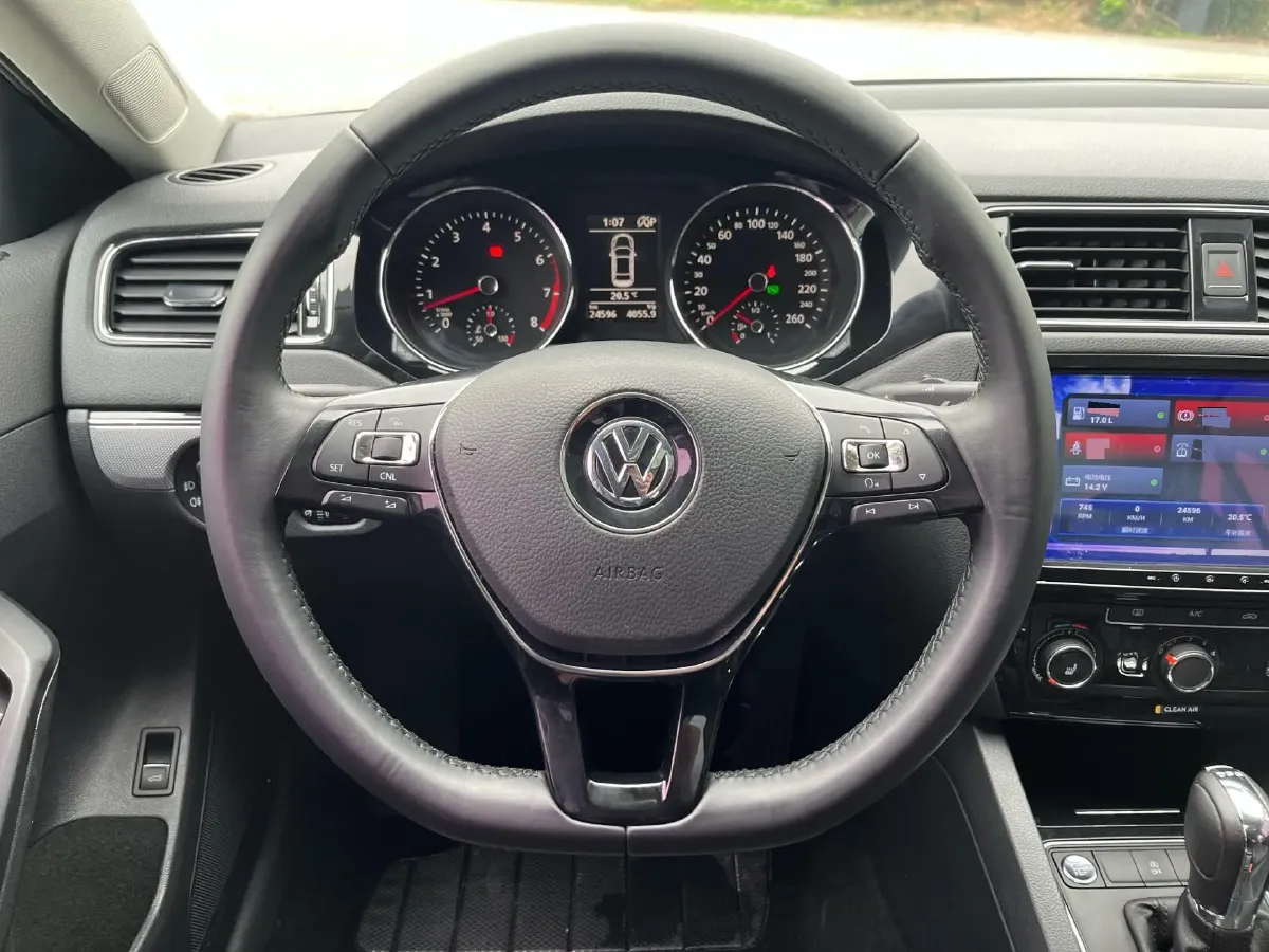 2018 Volkswagen Bora 1.4T 131HP L4 7DCT,autocango,china used car exporter,china ev exporter,chinese used car exporter,chinese used ev exporter