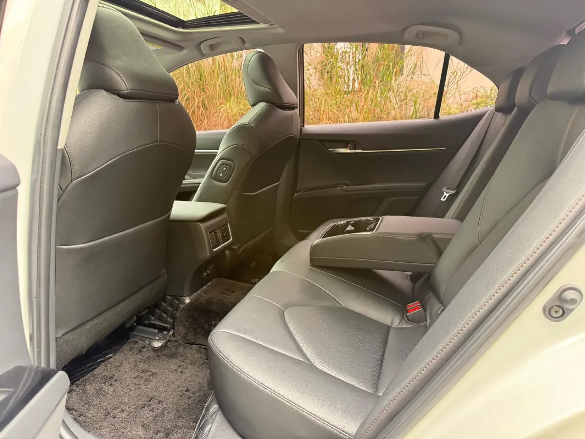 2021 Toyota Camry 2.0L 178HP L4 CVT,autocango,china used car exporter,china ev exporter,chinese used car exporter,chinese used ev exporter