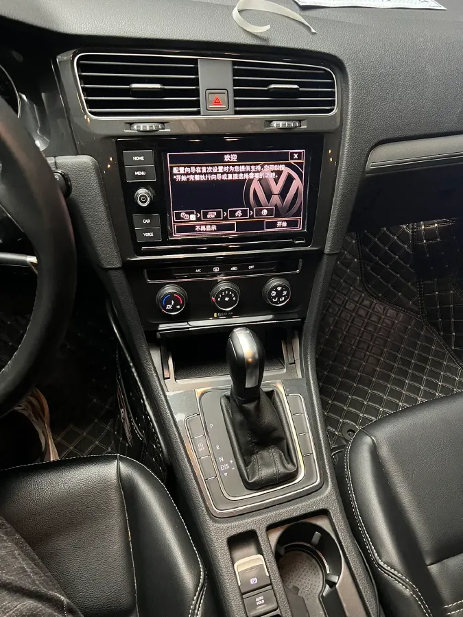 2019 Ford Focus 1.5T 184HP L3 8AT,autocango,china used car exporter,china ev exporter,chinese used car exporter,chinese used ev exporter