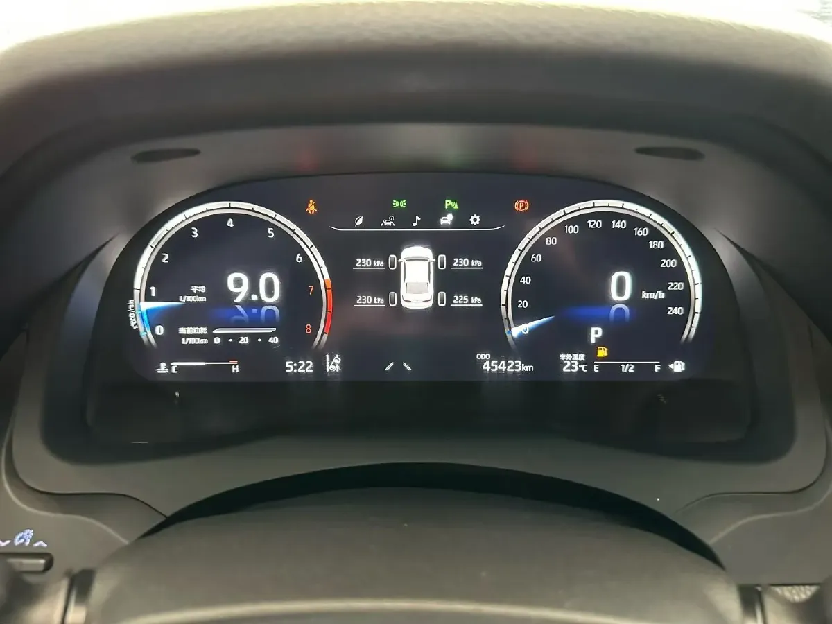 2021 Toyota Camry 2.5L 209HP L4 8AT,autocango,china used car exporter,china ev exporter,chinese used car exporter,chinese used ev exporter