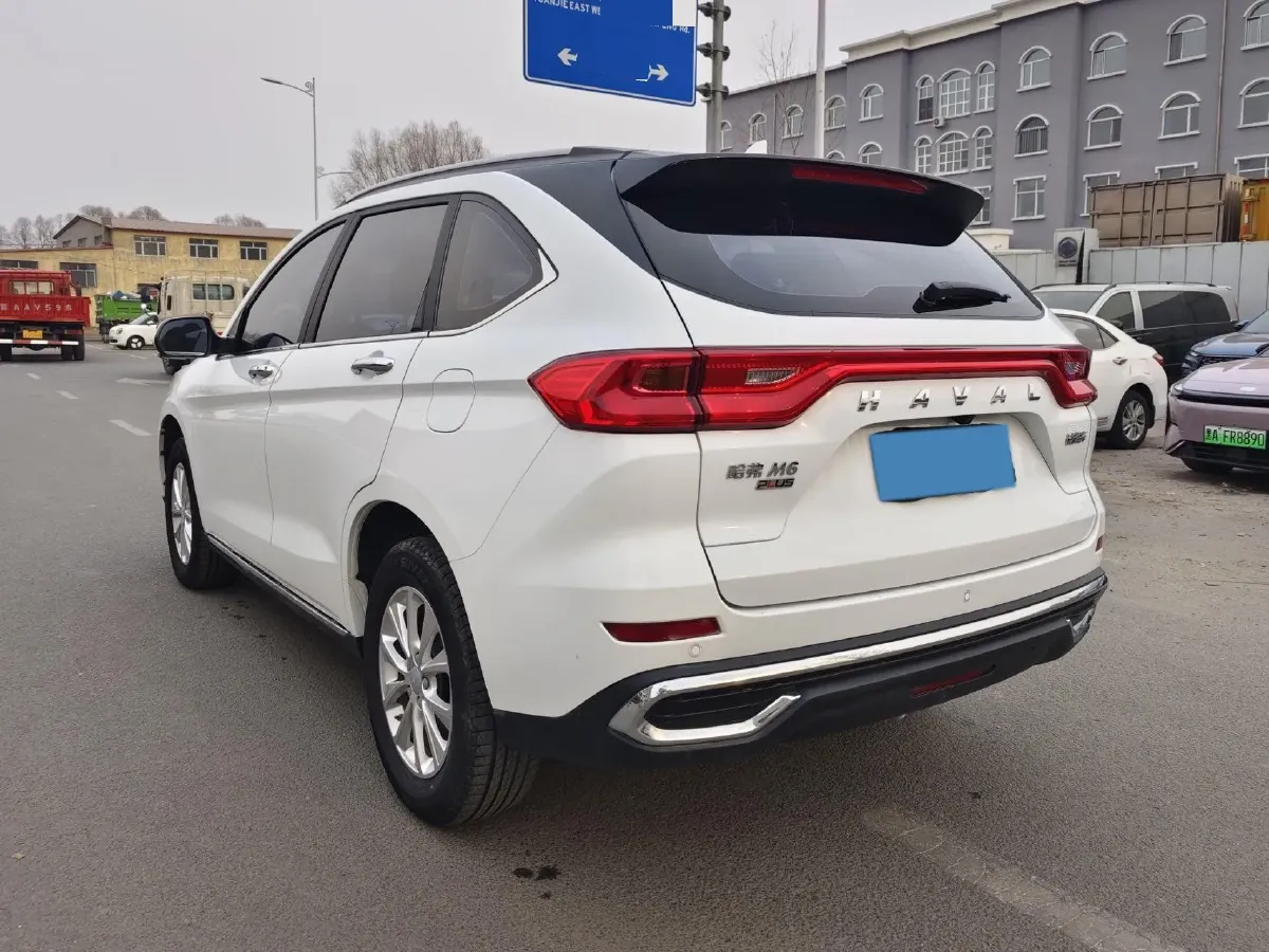 2021 Haval M6 1.5T 150HP L4 7DCT,autocango,china used car exporter,china ev exporter,chinese used car exporter,chinese used ev exporter